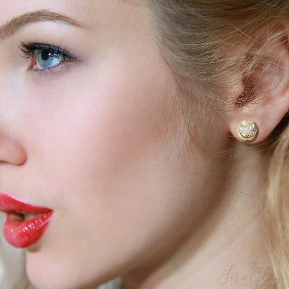 Gold Tone Stud Earrings In Gold Drusy / Druzy - Picture 2 of 6